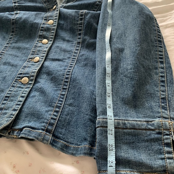 Medium Wash Dress Barn Denim Jacket Sz 2x - Picture 11 of 16